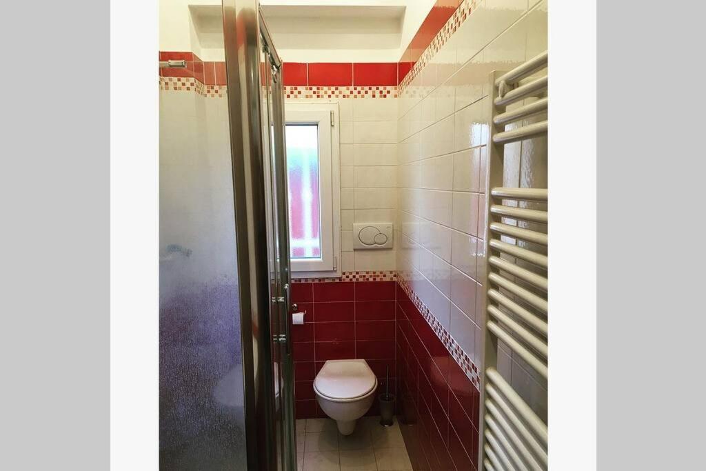 House Bologna Stazione Mazzini Flat X 2 Bolonha Exterior foto